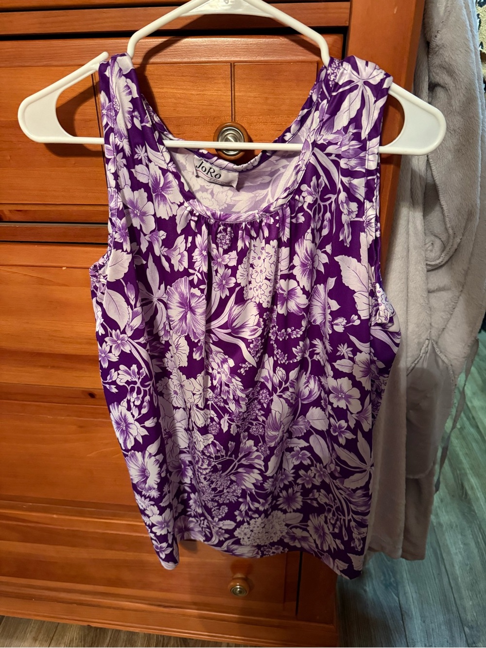 Purple Floral Scoop Neck Sleeveless Top